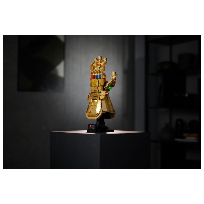 LEGO Super Heroes Marvel 76191 Guanto dell'Infinito di Thanos, Modello da Costruzione Avengers da Collezione, Set per Adulti