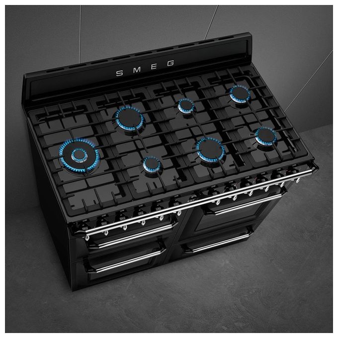 Smeg TR4110BL1 Cucina a Gas con Forno Elettrico Multifunzione Termoventilato + Ventilato Estetica Victoria 7 Fuochi Griglie in Ghisa Classe energetica A Vapor Clean 110x60 cm Nero