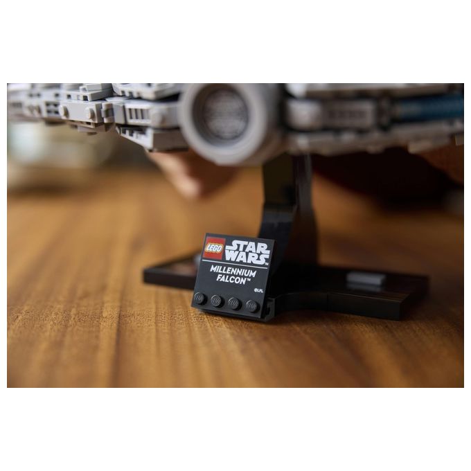 LEGO Star Wars 75375 Millennium Falcon, Modellino da Costruire di Astronave per Adulti, Idee Regalo Lui, Lei, Marito o Moglie
