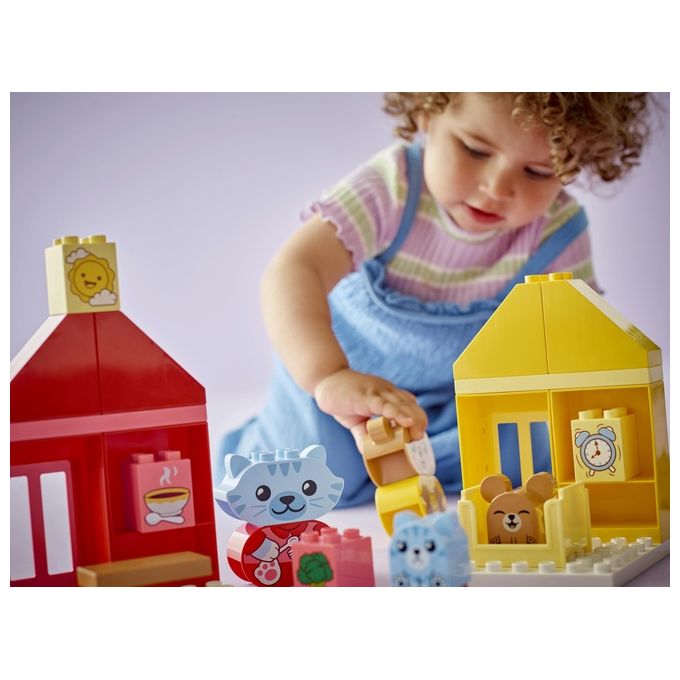 LEGO DUPLO 10414 Attivita' Quotidiane: Mangiare e Andare a Letto, Giochi per Bambini da 1.5 Anni in su con 4 Animali Giocattolo