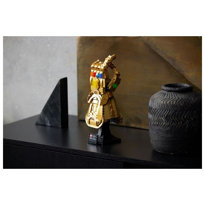 LEGO Super Heroes Marvel 76191 Guanto dell'Infinito di Thanos, Modello da Costruzione Avengers da Collezione, Set per Adulti