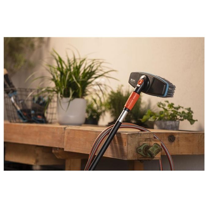 Gardena Cleansystem Spazzola di Pulizia con Manico Morbido