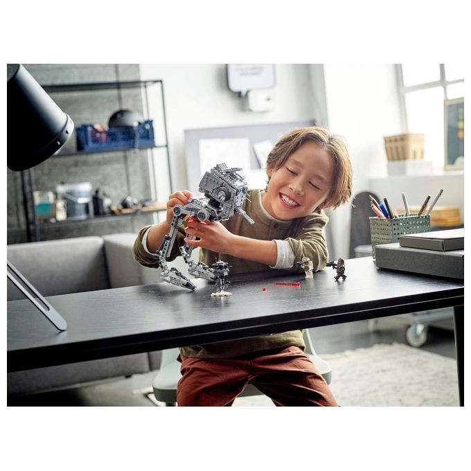 LEGO Star Wars At-St di Hoth con Minifigure di Chewbacca e Droide