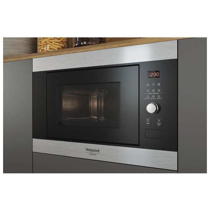 Hotpoint MF25G IX HA Forno a Microonde con Grill Elettronico Capacita' 25 Litri Potenza 900 W Inox