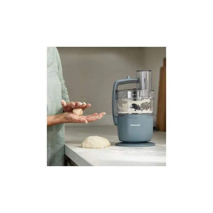 Kenwood MultiPro Go FDP22.130GY - Robot da cucina multifunzione, capacita' ciotola 1,3 L, potenza 650 W, velocita' 2 + Pulse, accessori inclusi (lama inox, disco 4 mm), funzioni tritare-sminuzzare-grattugiare-affettare, Blu-grigio