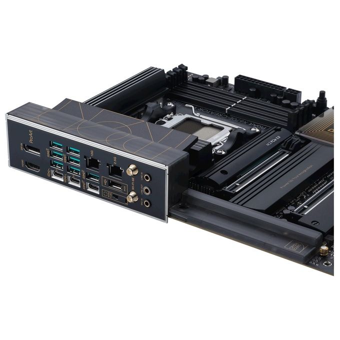 ASUS ProArt X670E-CREATOR WIFI, Scheda Madre ATX, AMD X670, AMD AM5, DDR5, PCI 5.0, Intel 2.5Gb e Marvell AQtion 10Gb Ethernet, WiFi 6E (802.11ax), Realtek 7.1 Surround, 3xM.2, 6xSATA 6GB-s, Nero