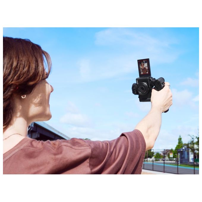 Sony Vlog Camera ZV-1F di - Fotocamera Digitale Schermo Orientabile Video in 4K Slow Motion Funzionalita' per Vlog Nera
