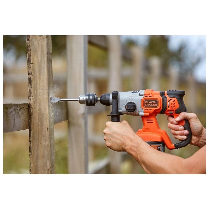 Black+Decker BCD900M1K Tassellatore 18V Sds