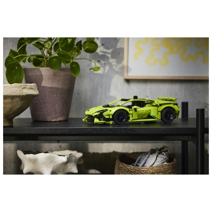LEGO Technic 42161 Lamborghini Huracán Tecnica, Modellino di Auto da Costruire, Macchina Giocattolo per Bambini