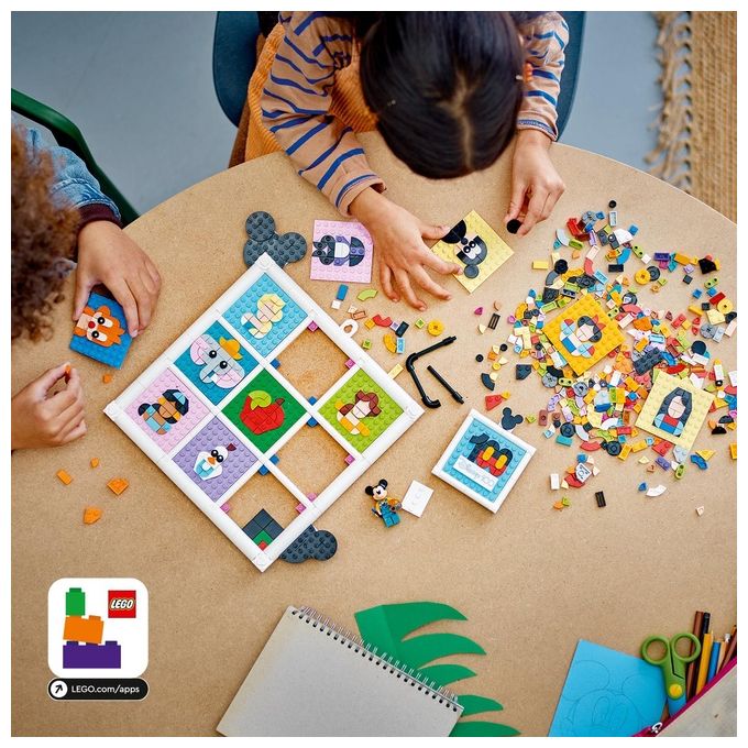 LEGO Disney 43221 100 Anni di Icone Disney, Set Arti e Mestieri con Personaggi, 72 Mosaici da Creare e Minifigure di Topolino