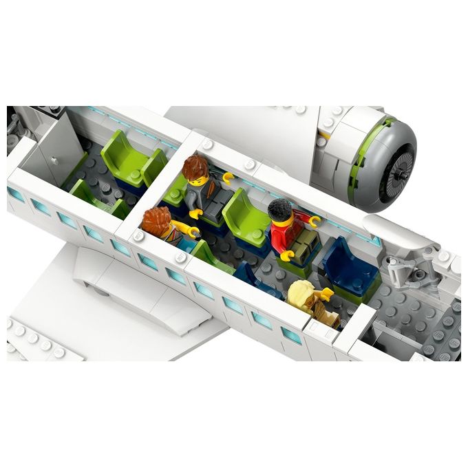 LEGO City 60367 Aereo Passeggeri, Modellino di Aeroplano Giocattolo da Costruire con 9 Minifigure e Veicoli dell'Aeroporto