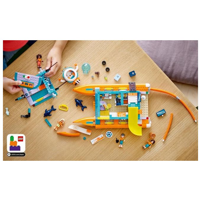 LEGO Friends 41734 Catamarano di Salvataggio, Barca Giocattolo con Animali e Sottomarino, Set Educativo, Regalo per Bambini 7+