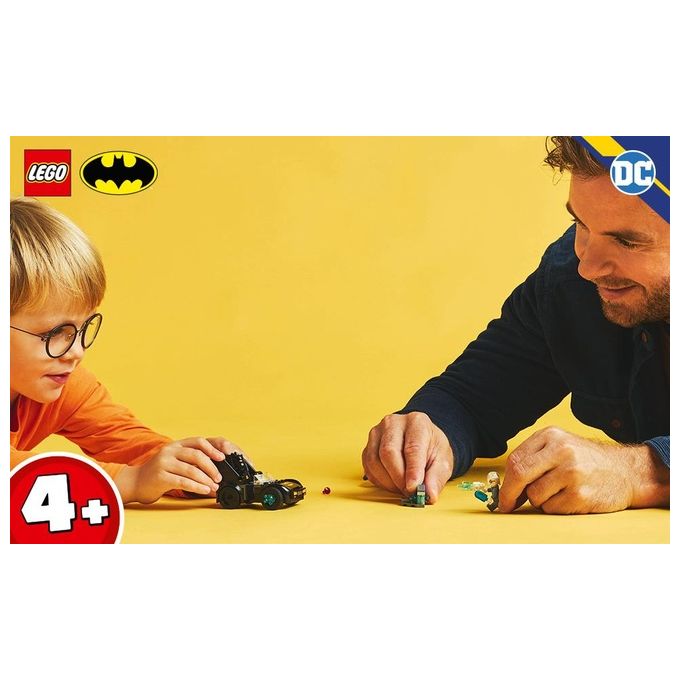 LEGO DC Batman e Batmobile Contro Mr. Freeze - Macchina Giocattolo del Supereroe con 2 Minifigure Accessori e Starter Brick per l'Auto Giochi per Bambini e Bambine da 4 Anni in su Idea Regalo 76301