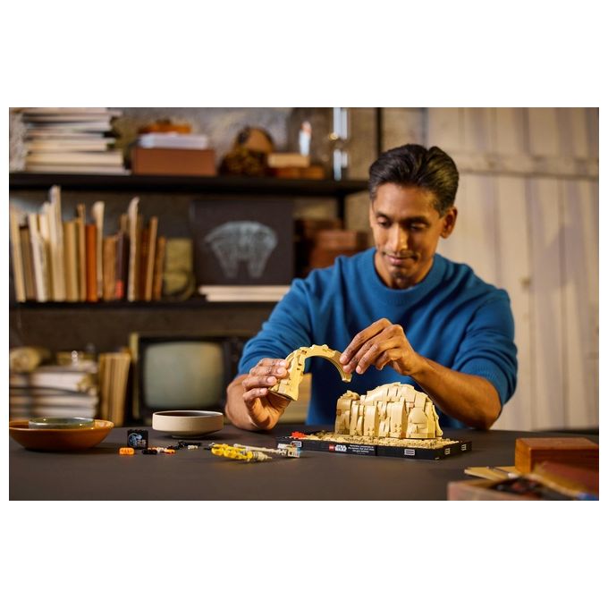 LEGO Star Wars Diorama Gara dei Sgusci su Mos Espa di Anakin Skywalker, Kit Modellismo per Adulti dal Film La Minaccia Fantasma, Gadget da Collezione