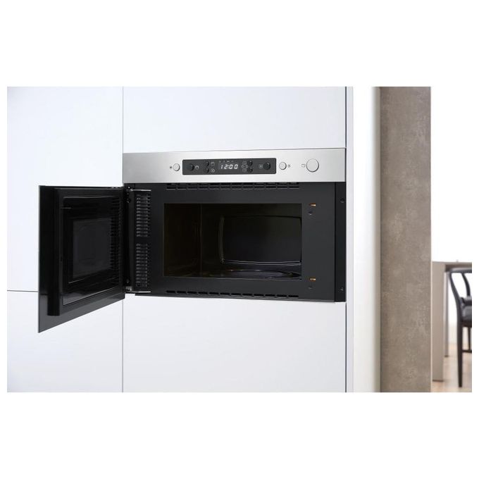 Whirlpool AMW 4990-IX Forno Microonde Capacita'22 Litri Potenza 750W Jet Defrost Cottura a vapore Nero-Acciaio Inossidabile