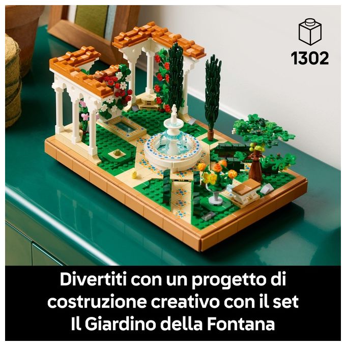 LEGO Icons 10359 - Giardino con Fontana, Set da Costruzione Decorativo 1302 Pezzi, Fontana a 2 Livelli, Pergolati Fioriti, Moduli Personalizzabili, Eta' 18+