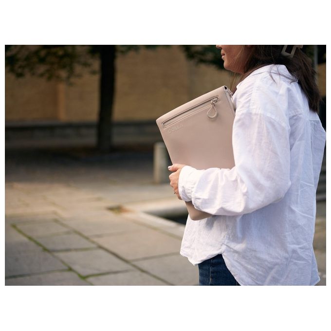Golla Custodia Notebook 601662 Sleeve in Cream per Protezione Elegante e Sicura