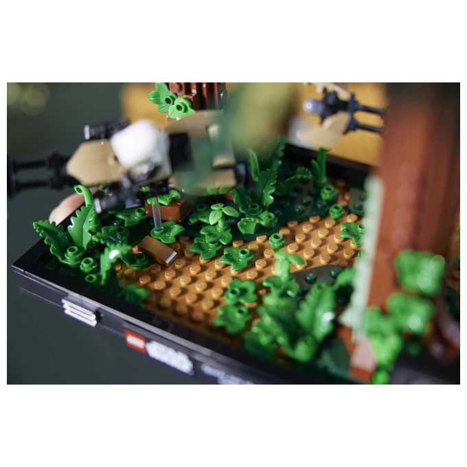 LEGO Star Wars 75353 Diorama Inseguimento con lo Speeder su Endor con Luke Skywalker e Principessa Leia, Il Ritorno dello Jedi