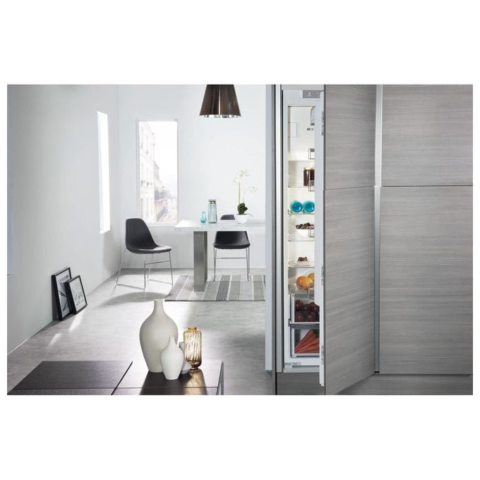Whirlpool ARG 18481 Frigorifero Monoporta Capacita' 292 Litri Classe Energetica F Statico FreshControl Allarme porta aperta Gestione dello spazio 177 cm Bianco
