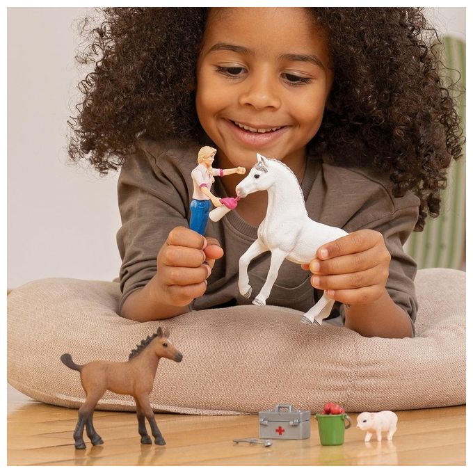 Schleich Farm World Veterinario con Puledro e Cavallo