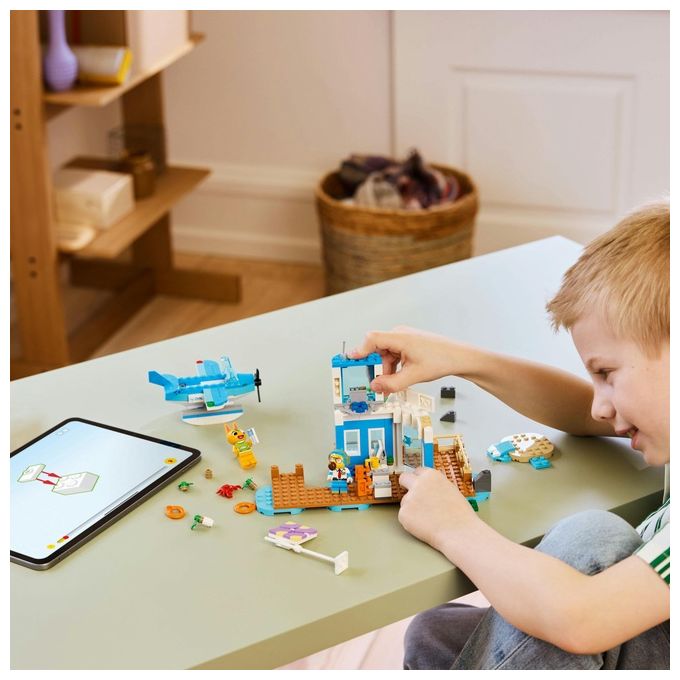 LEGO 77051 Animal Crossing Set da Costruzione con Aeroporto e Idrovolante Giocattolo 292 Pezzi colore Multicolore