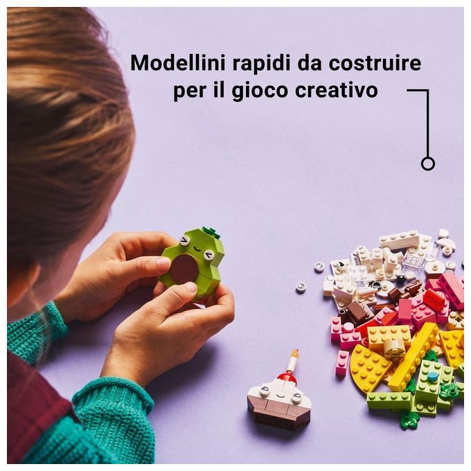 LEGO Classic Alimenti Creativi Piccolo Set di Giochi di Fantasia per Bambini e Bambine da 4 Anni in su con Cibo Giocattolo in Plastica da Costruire e Ricostruire in Altre Forme Idea Regalo 11039