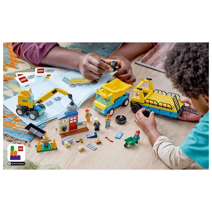 LEGO City 60391 Camion da Cantiere e Gru con Palla da Demolizione, Set con Veicoli Giocattolo, Giochi Educativi per Bambini 4+
