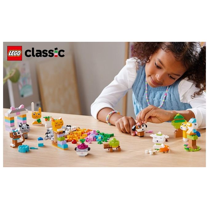 LEGO Classic 11034 Animali Domestici Creativi, Giocattolo per Bambini di 5+ Anni per Costruire Cane, Gatto e Altri Animali
