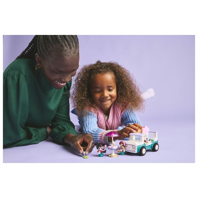 LEGO Friends Il Furgone dei Gelati di Heartlake City Giochi Creativi e Didattici per Bambine da 4 Anni con Camion Giocattolo 2 Mini Bamboline un Coniglietto Cibo e Accessori Set con Veicolo 42644