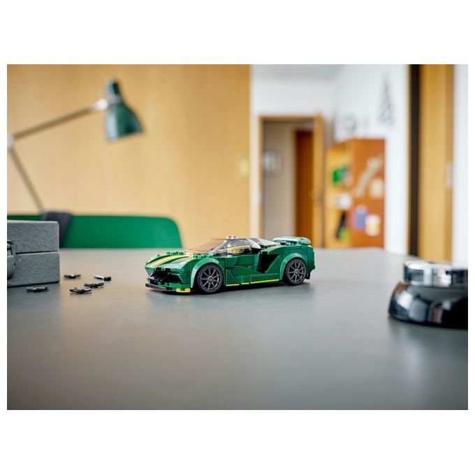 LEGO Speed Champions 76907 Lotus Evija, Macchina Giocattolo Da Corsa, Modello Replica Auto Sportiva, Set da Collezione