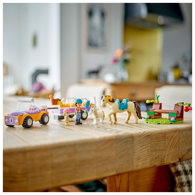 LEGO Friends 42634 Rimorchio con Cavallo e Pony, Giocattolo per la Cura degli Animali con 2 Mini Bamboline, Giochi Bambini 4+