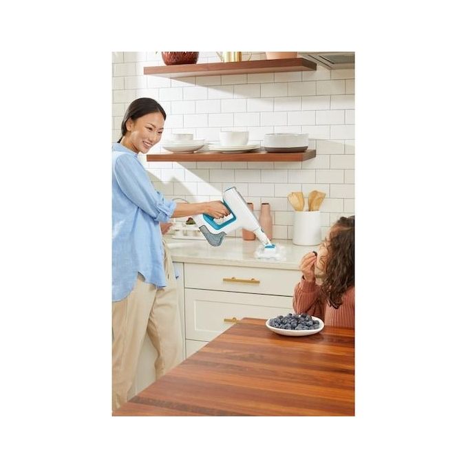 Black+Decker BHSM15FX08 – Pulitore a vapore 2 in 1, capacita' serbatoio 0.5 L, Potenza 1500 W, Pressione vapore elevata, Autonomia fino a 20 min, Kit estensione incluso, Colore Bianco-Arancio
