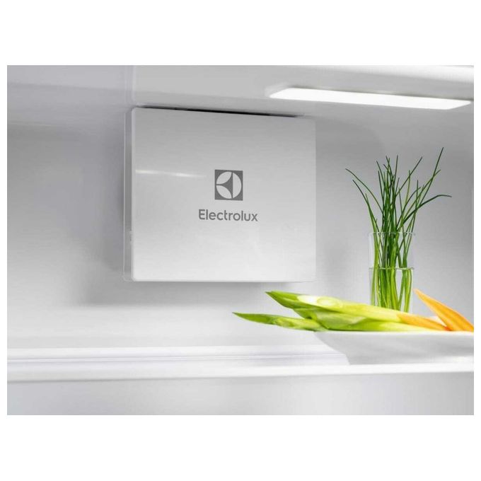 Electrolux ENG7TE18S Serie 700 GreenZone Frigorifero Combinato da Incasso 256 L 177 cm Classe E 36 dB Total No Frost colore Bianco