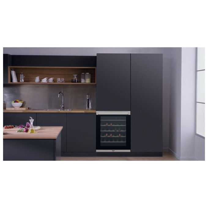 Hotpoint HA7 WC711 Cantinetta Vino 36 Bottiglie Classe energetica G 5 Ripiani in rovere 68 cm Nero