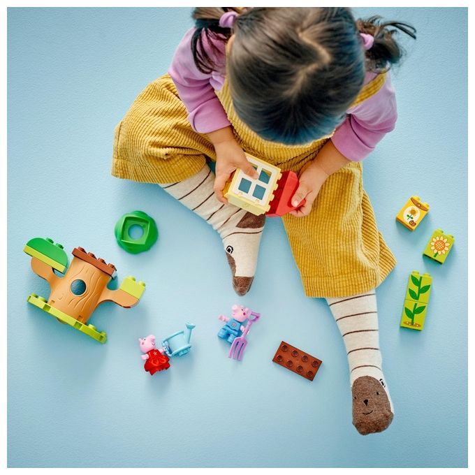 LEGO DUPLO Il Giardino e la Casa sull'Albero di Peppa Pig Giochi Educativi per Bambine e Bambini da 2 Anni Playset Creativo con Personaggi e Accessori Giocattolo Idea Regalo di Compleanno 10431