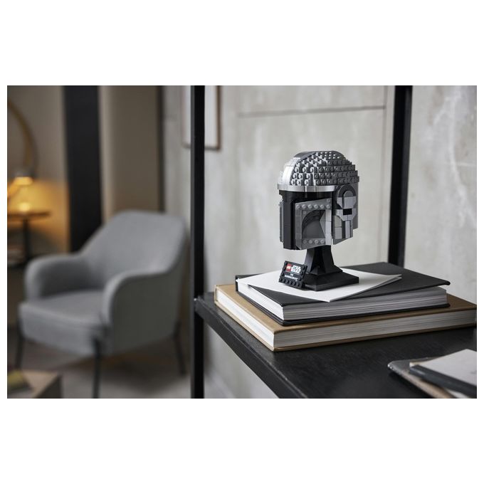LEGO Star Wars 75328 Casco del Mandaloriano, Elmo da Collezione, Regalo per Adulti da Esposizione di Guerre Stellari