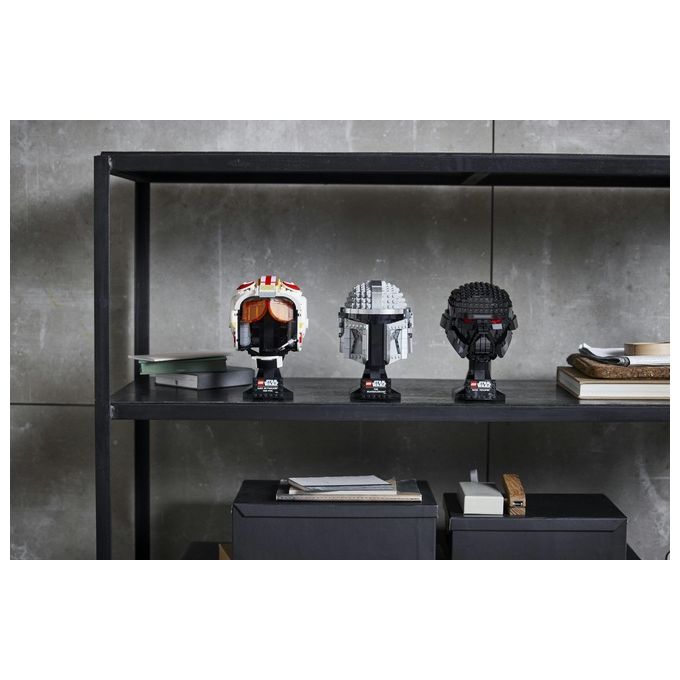 LEGO Star Wars 75328 Casco del Mandaloriano, Elmo da Collezione, Regalo per Adulti da Esposizione di Guerre Stellari