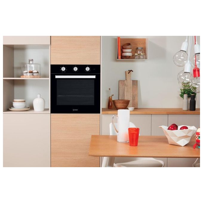 Indesit IFW 6530 BL Forno elettrico Multifunzione da Incasso Capacita' 66 Litri Classe energetica A 5 programmi 60 cm Nero