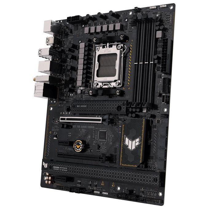 ASUS TUF GAMING B650-PLUS WIFI Scheda Madre Gaming ATX AMD B650 AM5 DDR5 4xPCI 4.0 WiFi 6 (802.11ax) Intel 2.5Gb Ethernet Realtek 7.1 3xM.2 4xSATA 6GB-s Aura Sync RGB Nero