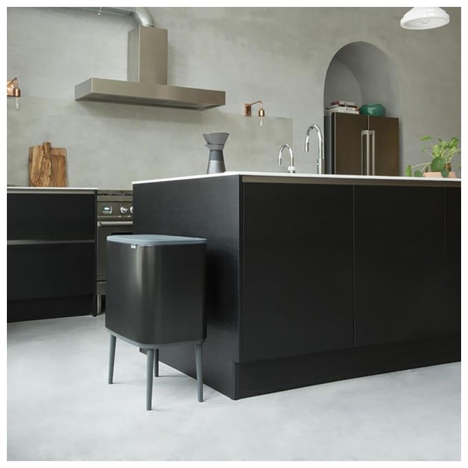 Brabantia Bo Touch Bin Pattumiera Metallo Nero Opaco 11 e 23 Litri