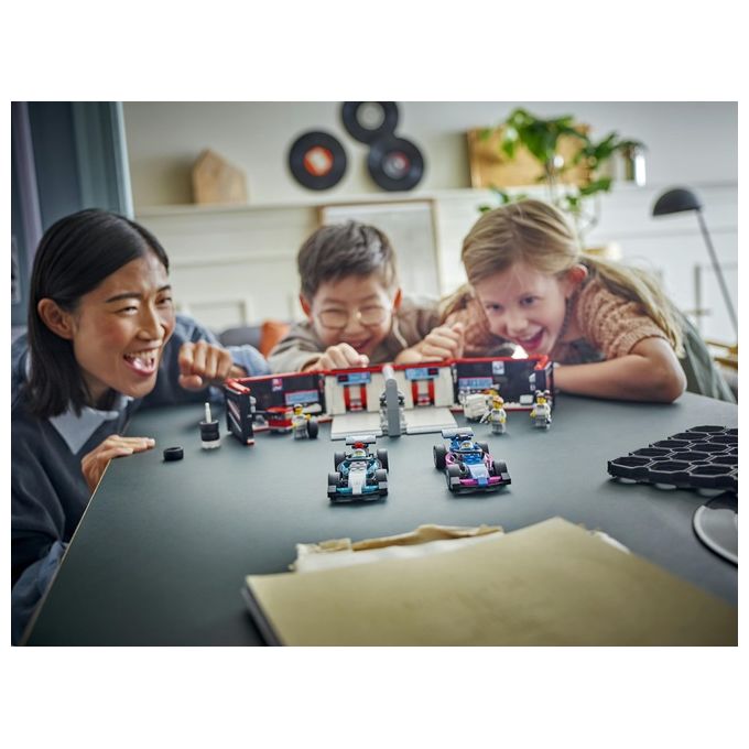 LEGO City Formula 1 Garage con monoposto Mercedes-AMG e Alpine F1 60444