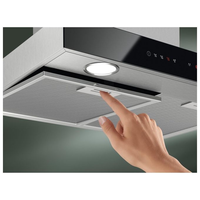 Electrolux LFT766X Cappa Aspirante a Parete Classe energetica A 720 m3-h 3 Velocita' + Intensiva Illuminazione LED Connessione Hob2Hood Touch Control 60 cm Acciaio Inox + Vetro