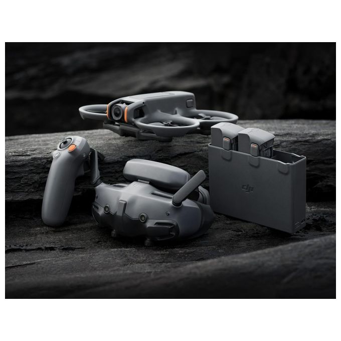 DJI Avata 2 drone fpv 4k nero fly more combo con 3 batterie goggles 3 e rc motion 3