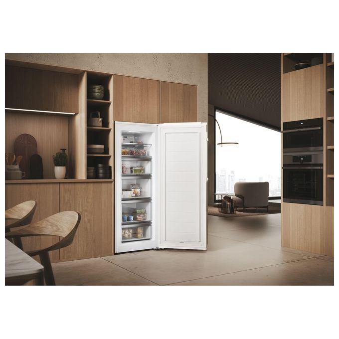 Haier H4F226WEH1 Congelatore Verticale Libera Installazione 226 Litri Classe Energetica E Bianco