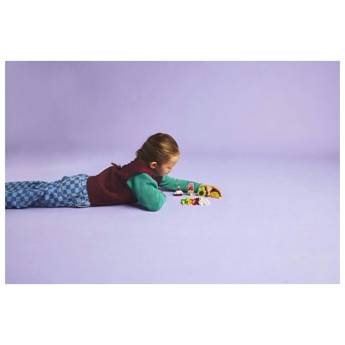 LEGO Classic Alimenti Creativi Piccolo Set di Giochi di Fantasia per Bambini e Bambine da 4 Anni in su con Cibo Giocattolo in Plastica da Costruire e Ricostruire in Altre Forme Idea Regalo 11039