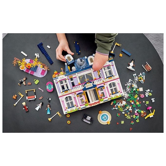 LEGO Friends Grand Hotel di Heartlake City