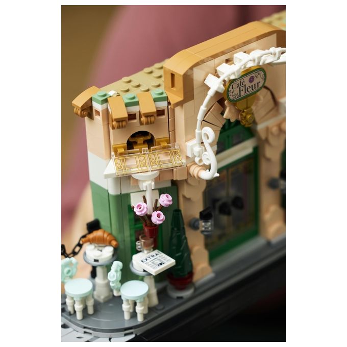 LEGO 10362 Icons Kit Modellismo Fai da Te per Adulti con Libreria Decorativa e Café Francese 1101 Pezzi colore Nero