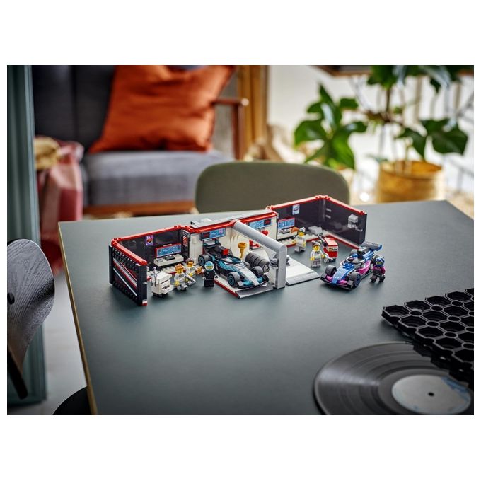 LEGO City Formula 1 Garage con monoposto Mercedes-AMG e Alpine F1 60444