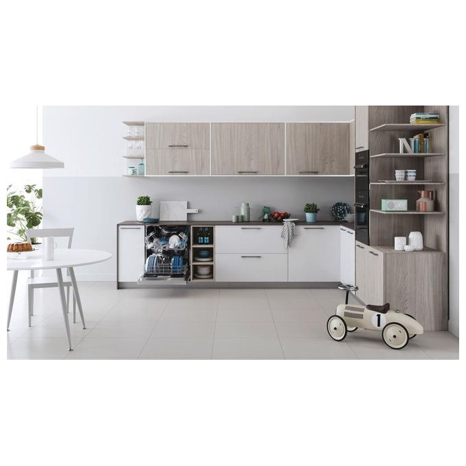 Indesit DBE 2B19 A X Lavastoviglie da Incasso a Scomparsa Parziale 14 Coperti Classe Energetica F (A+) 60 cm Inox
