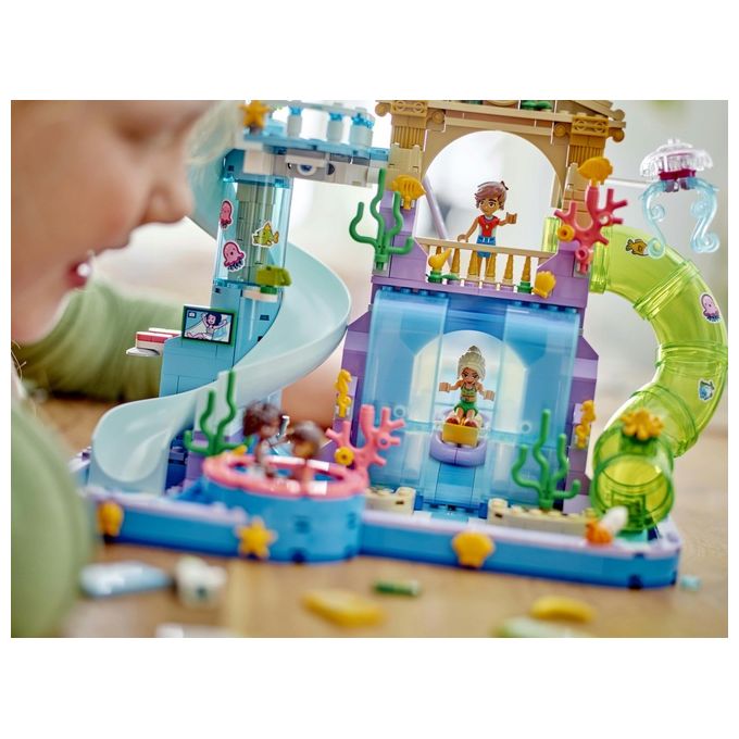 LEGO 42630 Friends Parco Acquatico di Heartlake City Giochi Creativi per Bambine e Bambini da 8 Anni in su da Costruire con Scivoli per l'Acqua 4 Personaggi e Accessori Idee Regalo di Compleanno